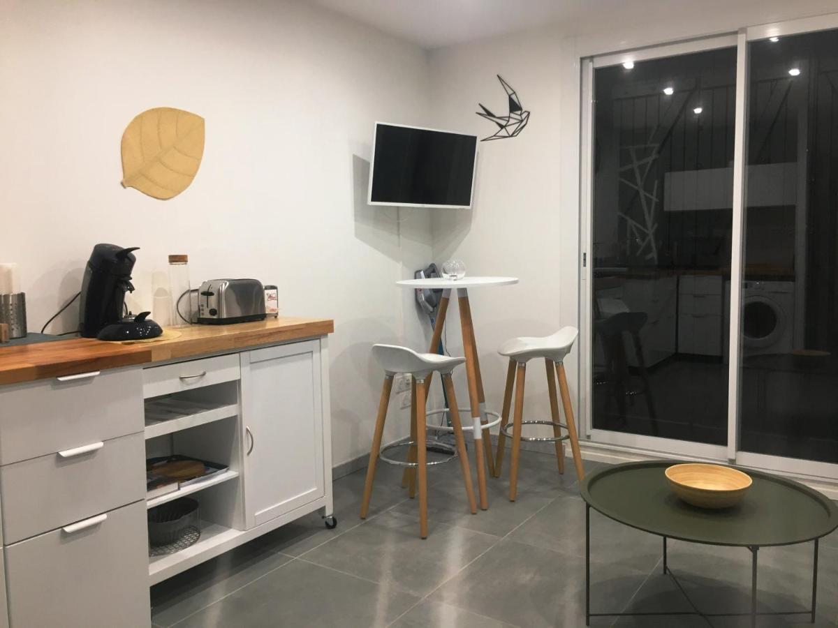Studio Cosy Proche Mer Saint-Cyr-sur-Mer Exterior photo