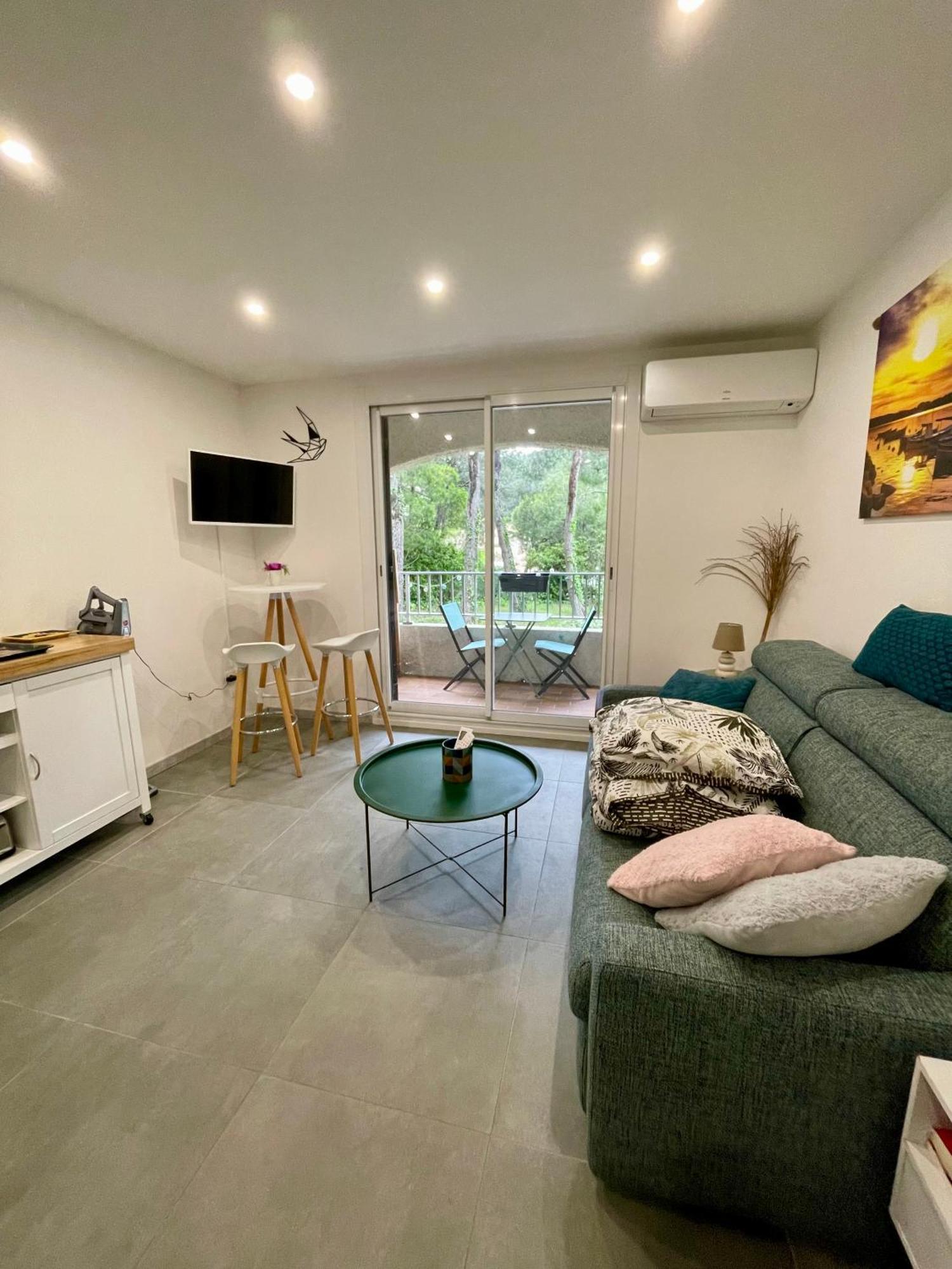 Studio Cosy Proche Mer Saint-Cyr-sur-Mer Exterior photo